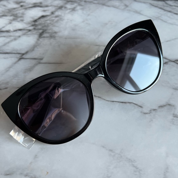 Kate Spade Sunglasses - Picture 5 of 7